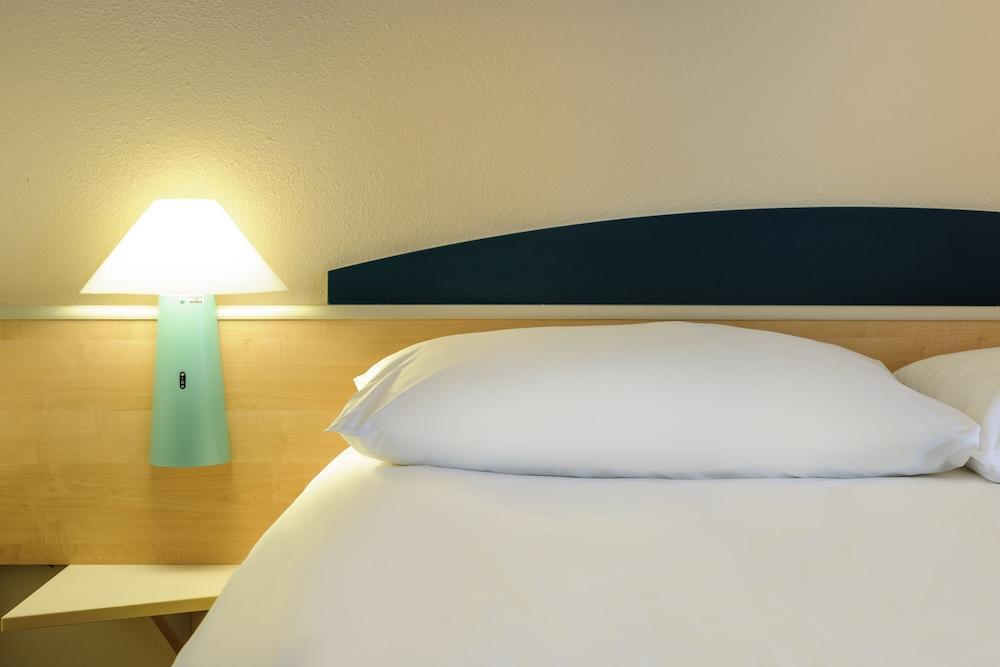 Hotel Ibis Centre Chateau 3*